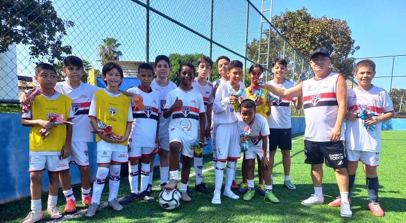ESCOLA SPFC PALMAS CONFRATERNIZAÇÃO DO DIA DA PÁSCOA 4