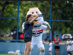 Sucesso total na comemoração dos 5 anos da Escola SPFC na AABB Palmas