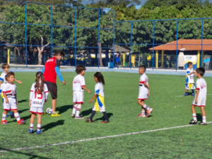 Escola SPFC Palmas realiza amistosos contra a Escolinha da Arne 64