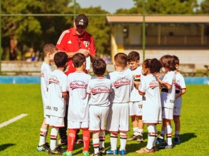 Observador do SPFC elogia Escola  em Palmas