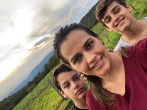 Escola do SPFC Palmas homenageia Dia das Mães