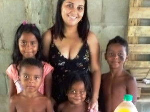 Escola do SPFC Palmas homenageia Dia das Mães