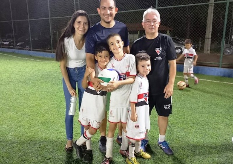 Escola SPFC presta homenagem ao Dia dos Pais